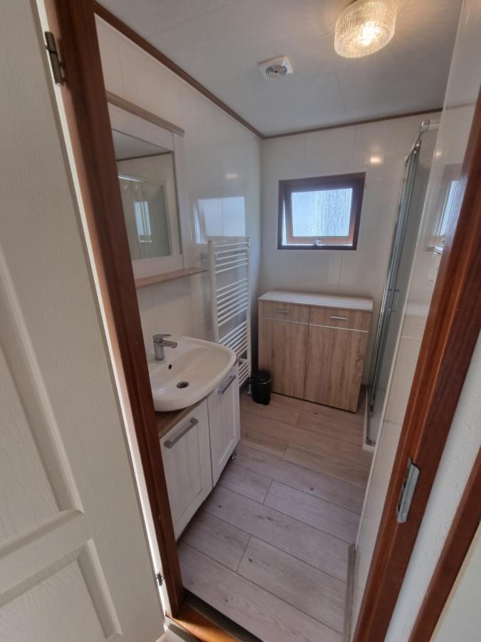 Ferienwohnung Direkt Am Strand In Makkum Eksteriør bilde