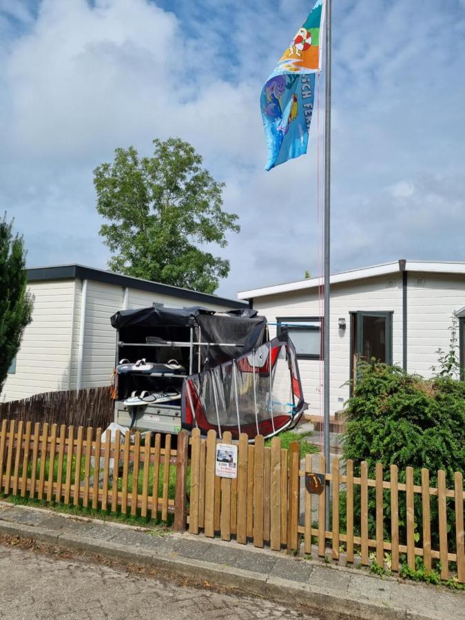 Ferienwohnung Direkt Am Strand In Makkum Eksteriør bilde
